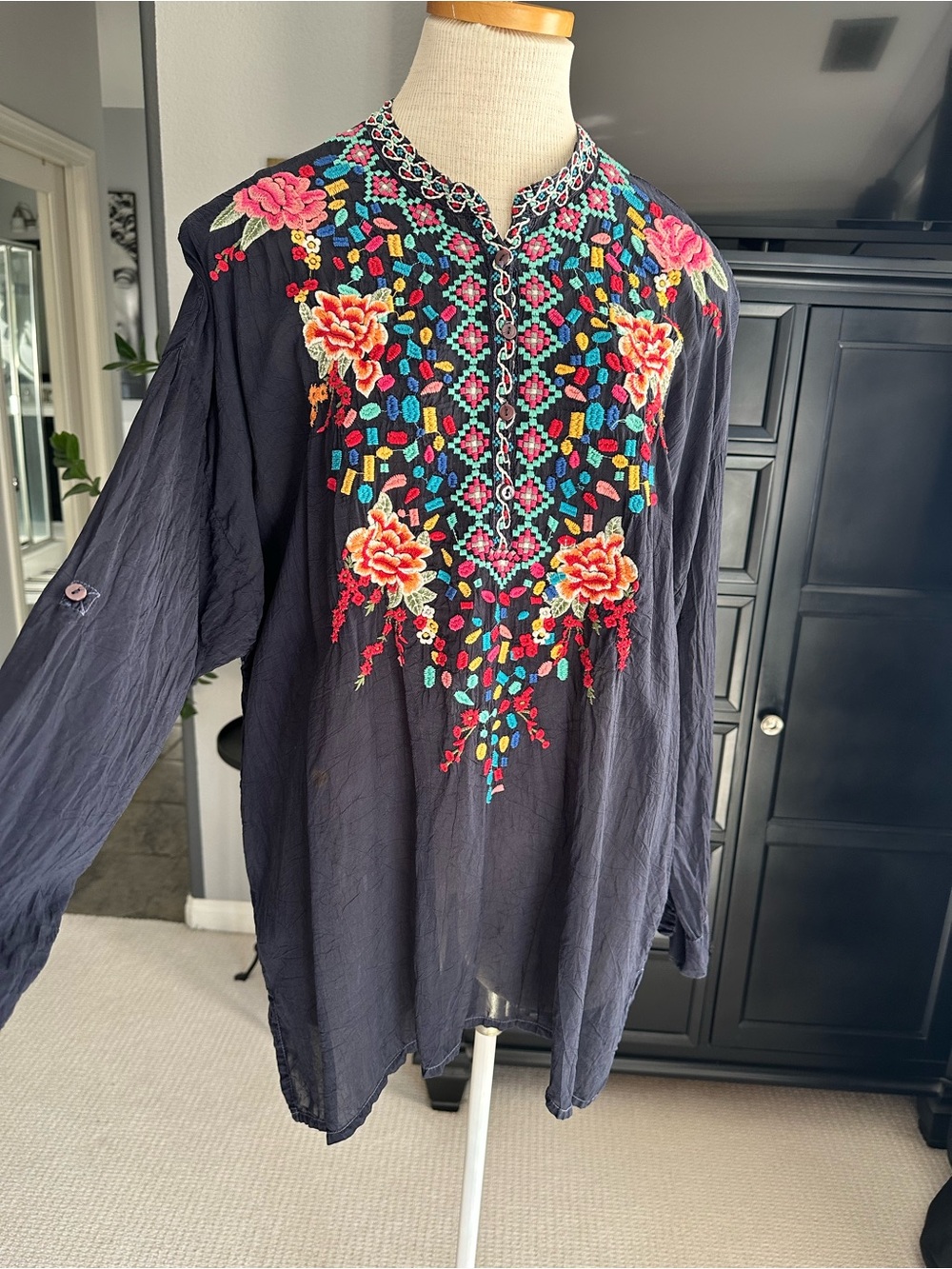 Johnny Was Navy Tunic with Floral Embroidery size medium